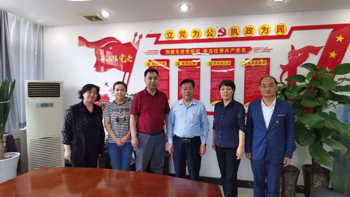 強(qiáng)化社會(huì)服務(wù)功能，發(fā)揮新型智庫(kù)作用——省社科聯(lián)赴省經(jīng)濟(jì)戰(zhàn)略學(xué)會(huì)開(kāi)展專(zhuān)題調(diào)研